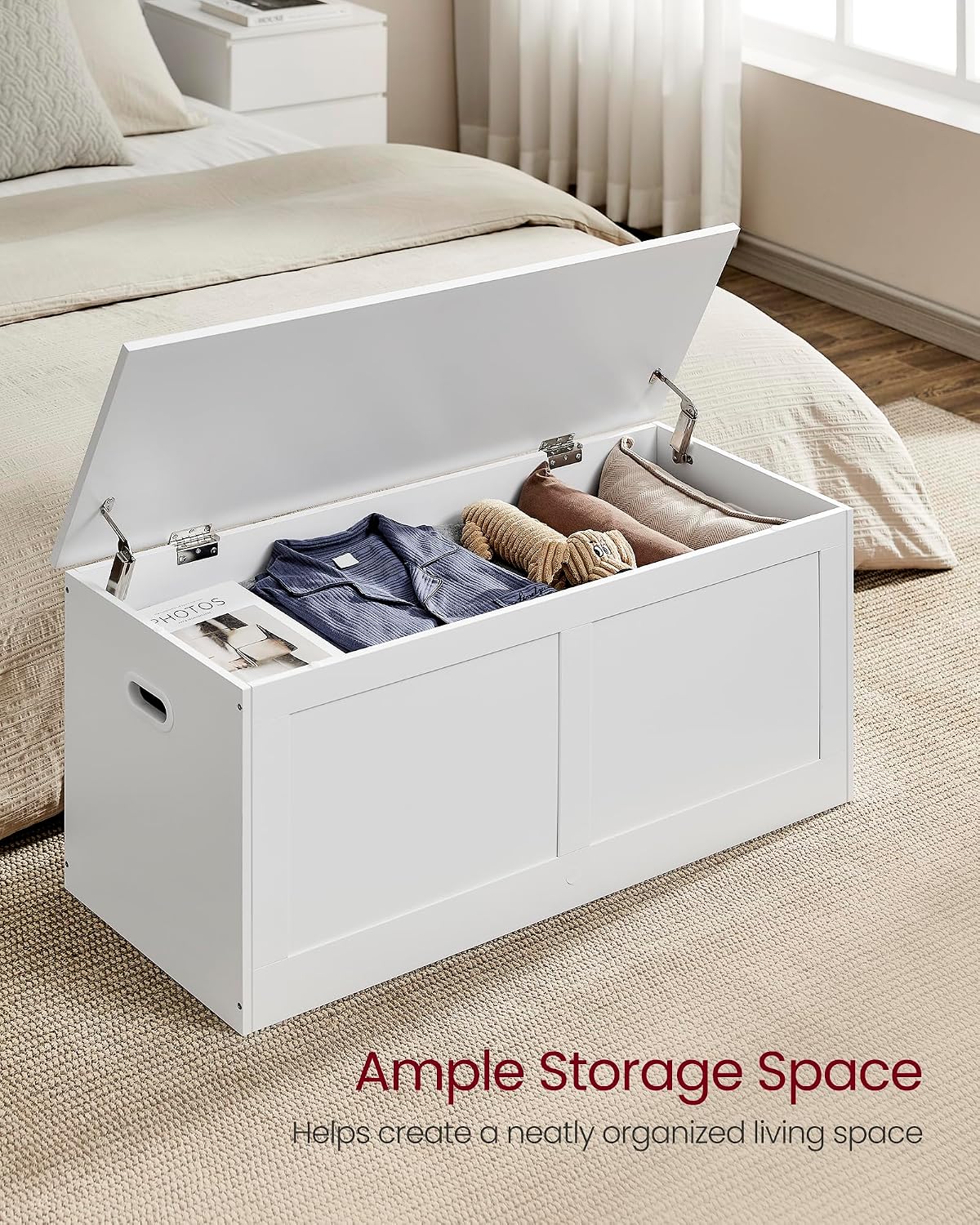 Cloud White Farmhouse Storage Chest Bench