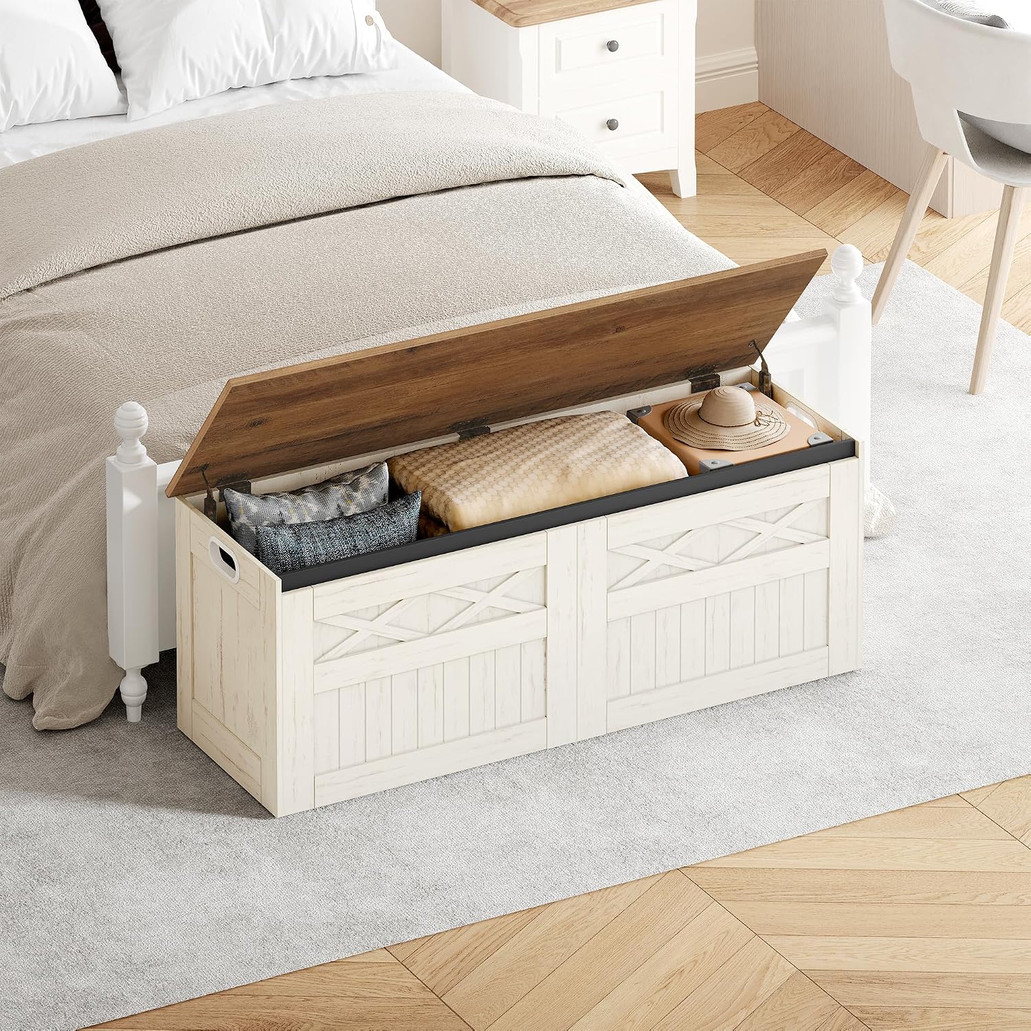 Retro White Farmhouse Large Lift Top Storage Bench